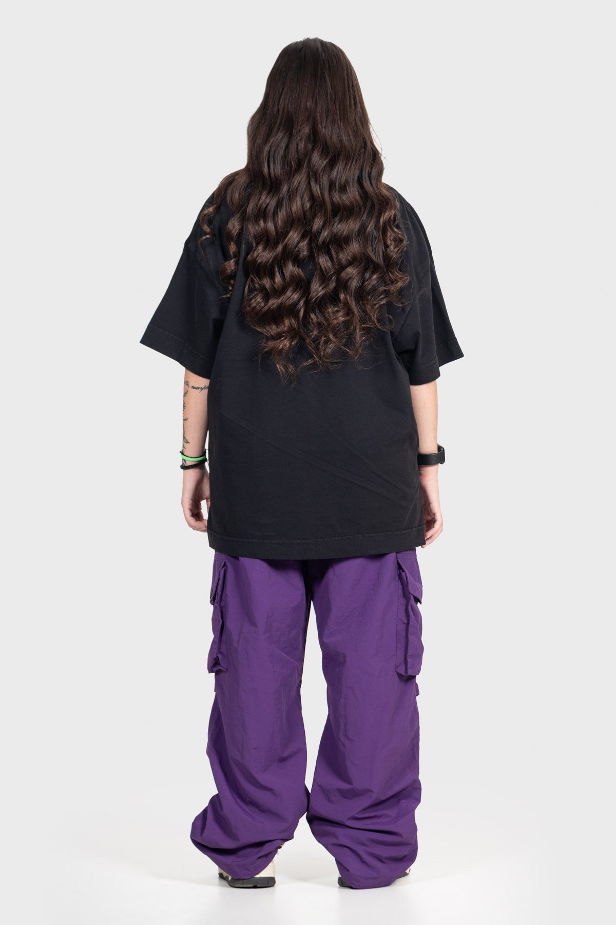 Camiseta Oversized Ample Básica | Preta Brand Liso - Imagem 8