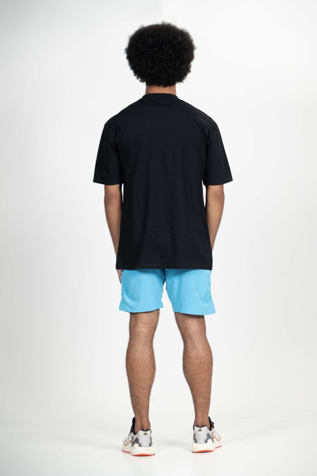 Bermuda shorts Dry-FIT Tech Comfort masculina azul turquesa, ideal para atividades esportivas e uso casual.