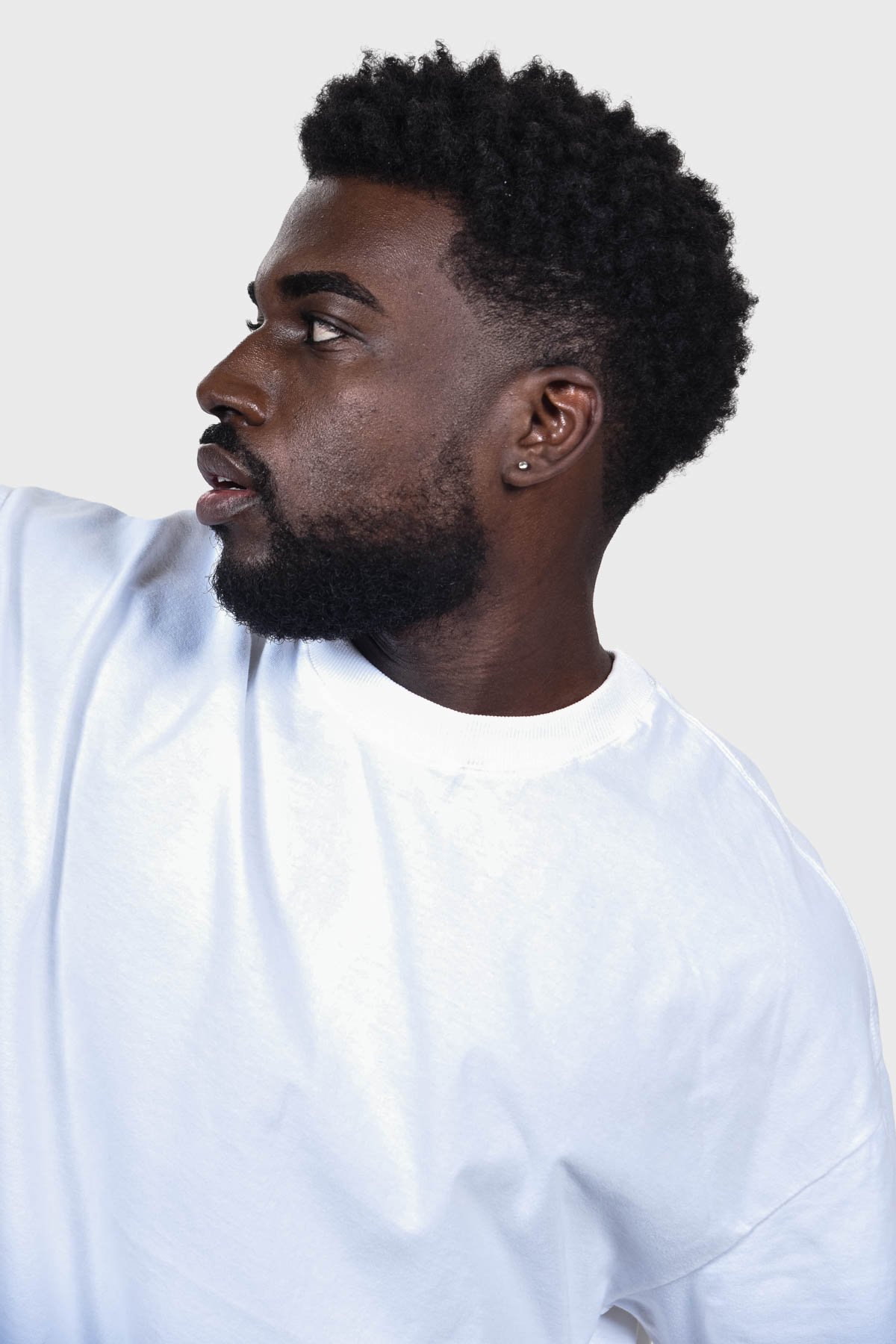 Camiseta Oversized Ample Básica | Off White Brand Liso - Imagem 7