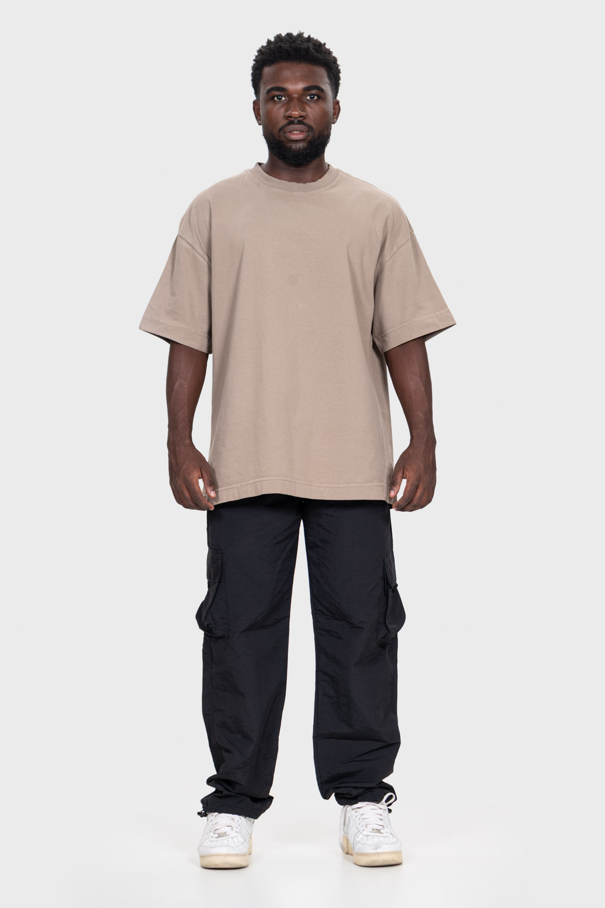 Camiseta Oversized Ample Básica | Areia Brand Liso