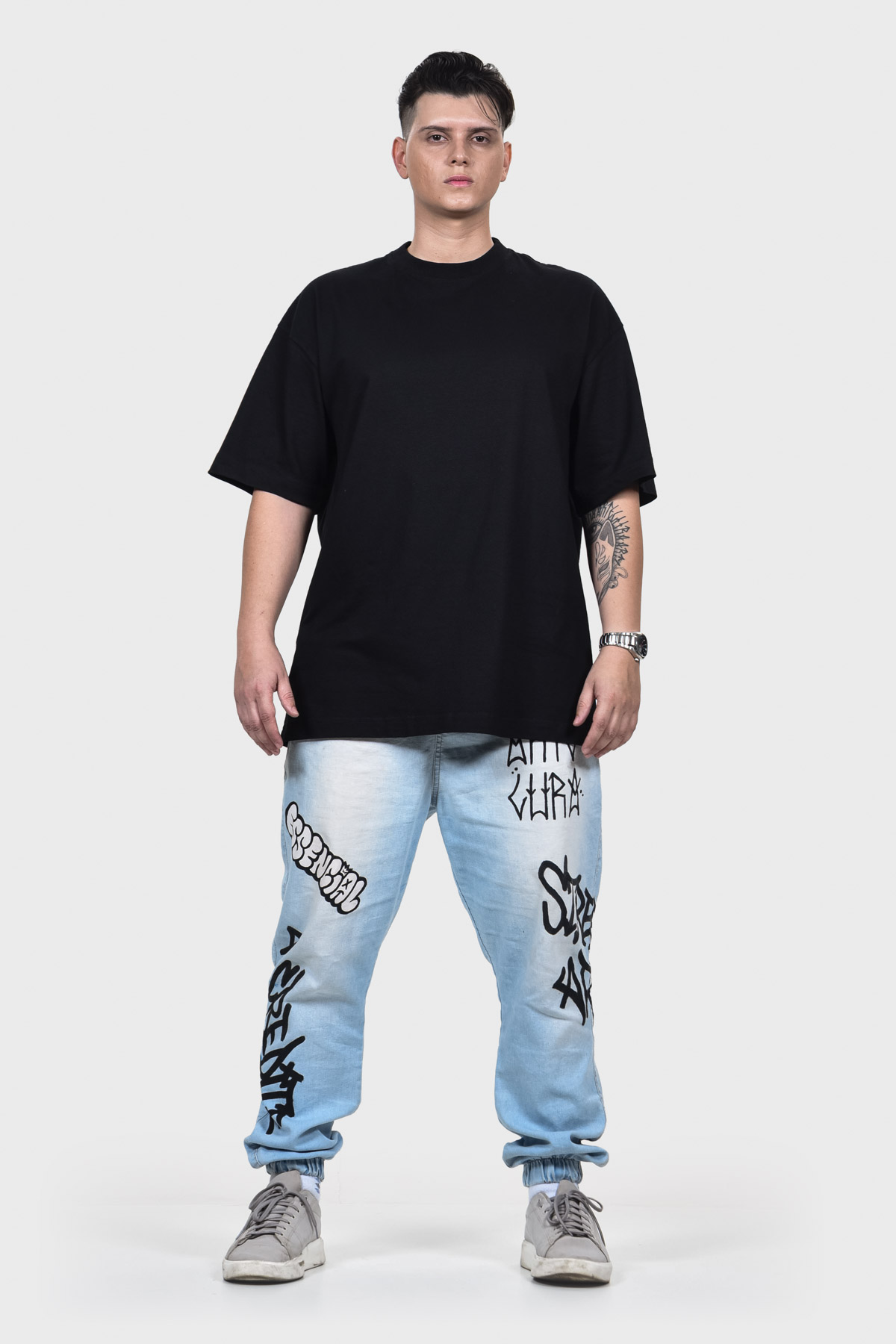 Camiseta Oversized Everyday Básica | Preta Brand Liso - Imagem 6