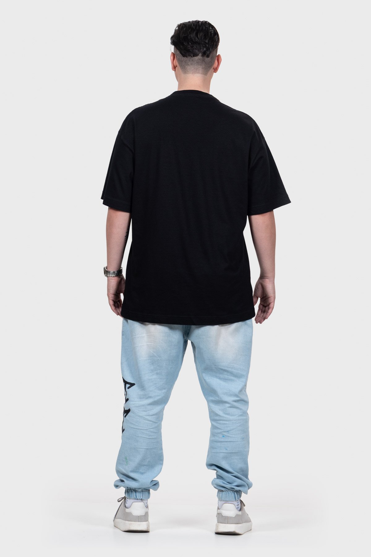 Camiseta Oversized Everyday Básica | Preta Brand Liso - Imagem 3