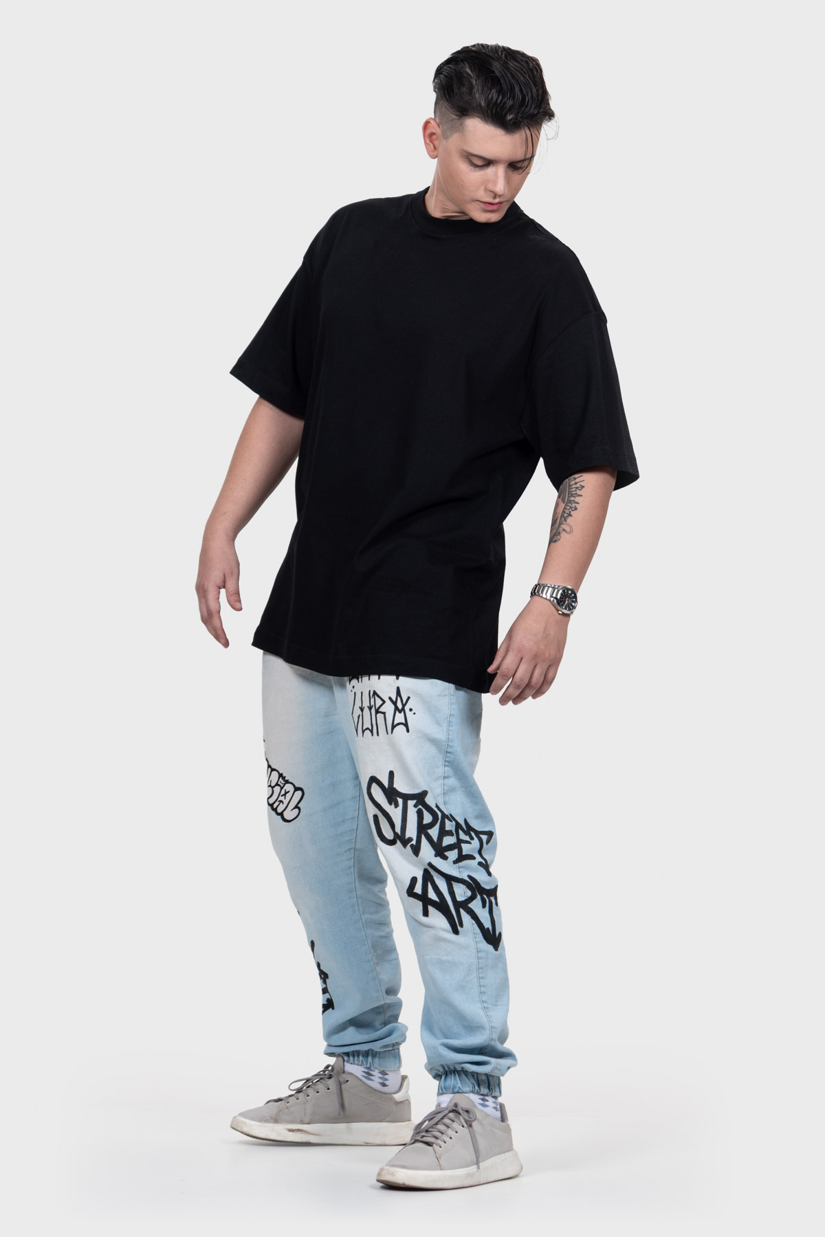 Camiseta Oversized Everyday Básica | Preta Brand Liso - Imagem 5