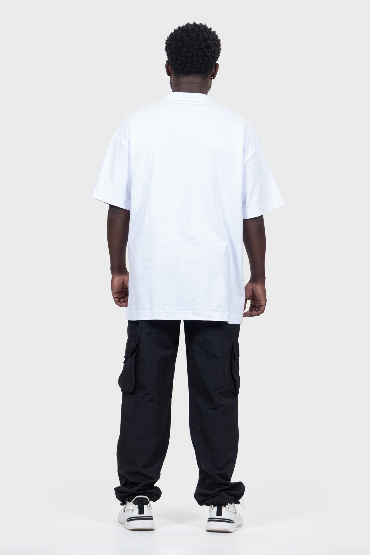 Camiseta Oversized Everyday Básica | Branca Brand Liso - Imagem 5