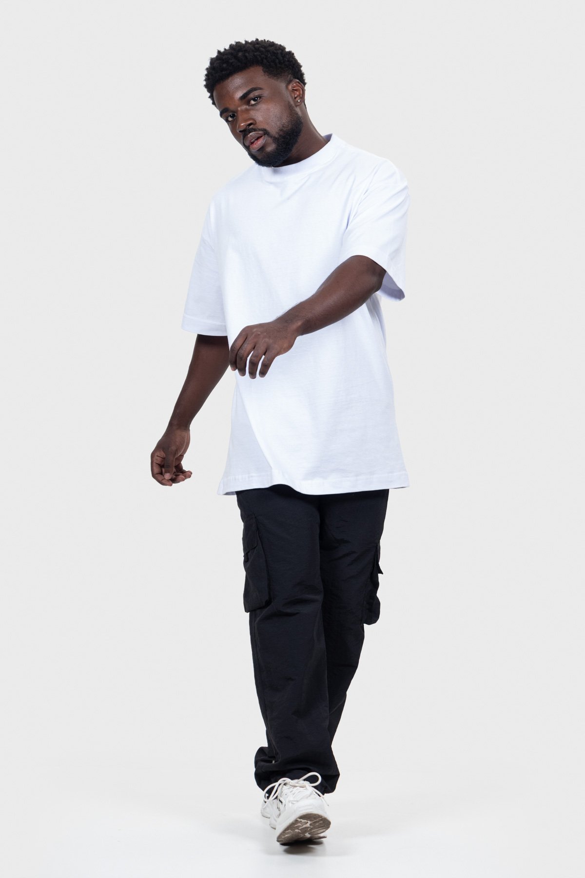 Camiseta Oversized Everyday Básica | Branca Brand Liso - Imagem 7