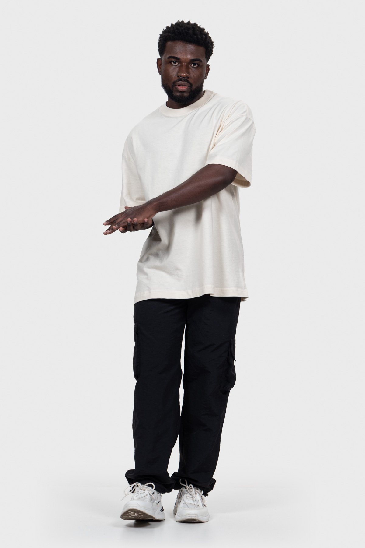 Camiseta Oversized Everyday Básica | Off White Brand Liso - Imagem 5