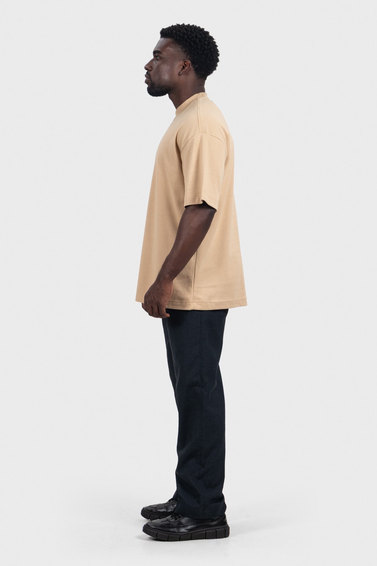 Camiseta Oversized Everyday Básica | Bege Camel Brand Liso