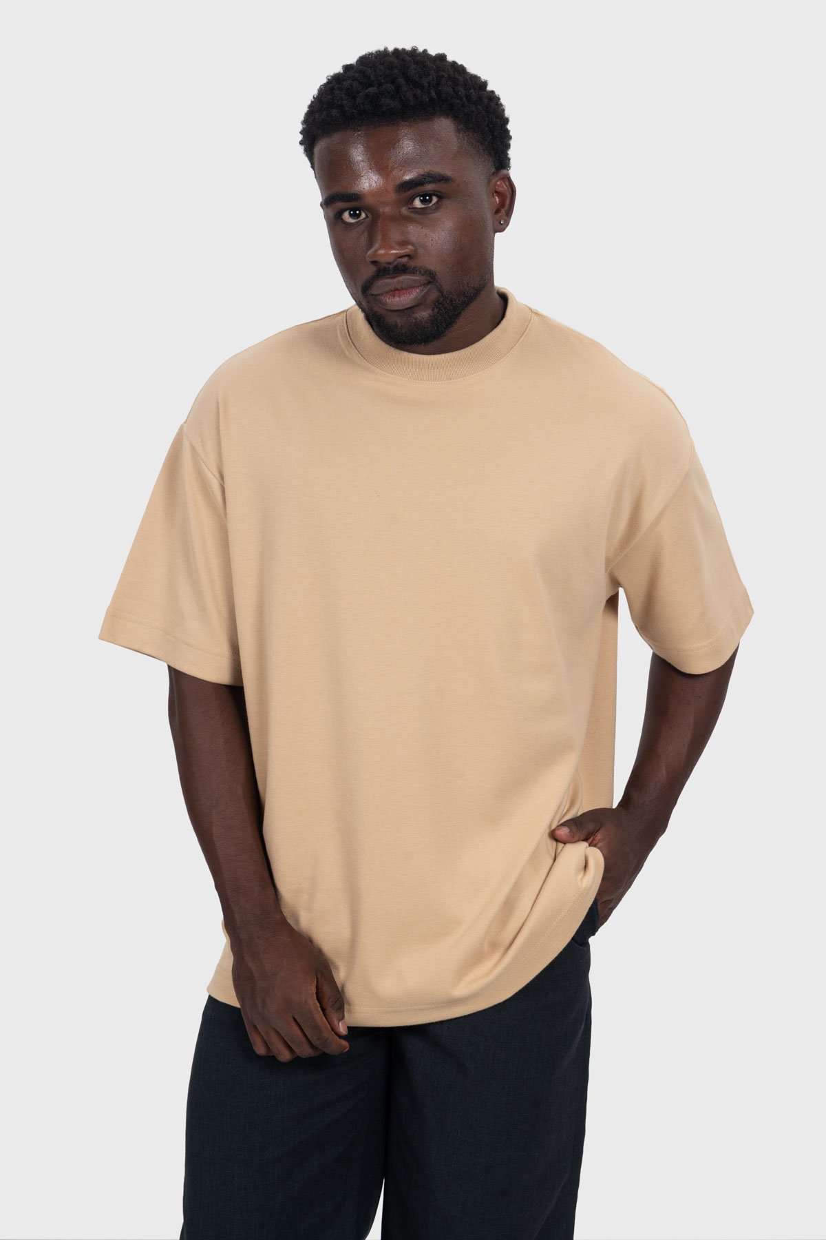 Camiseta Oversized Everyday Básica | Bege Camel Brand Liso - Imagem 7