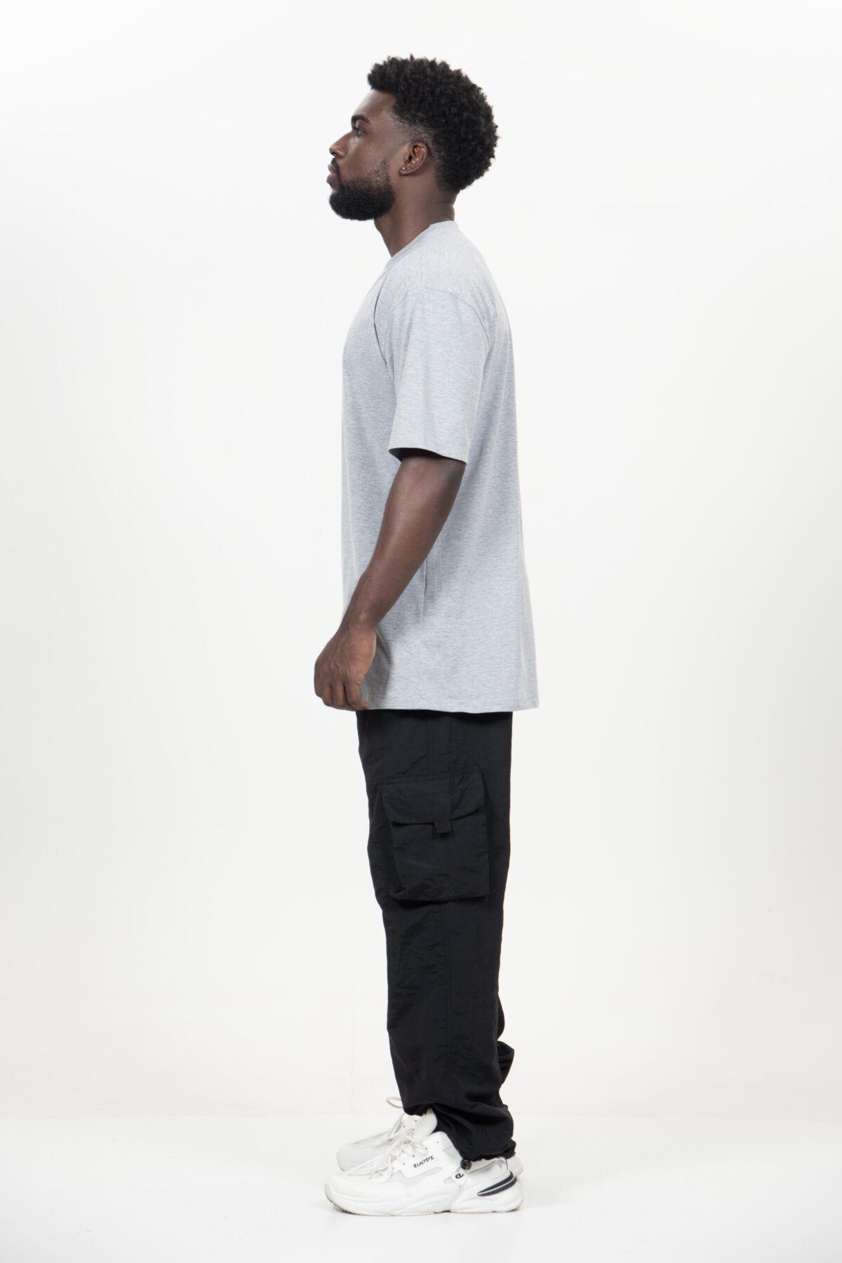 Camiseta streetwear fio 40.1 premium Mescla, modelagem ampla, 100% algodão penteado, gola canelada, conforto e estilo urbano.