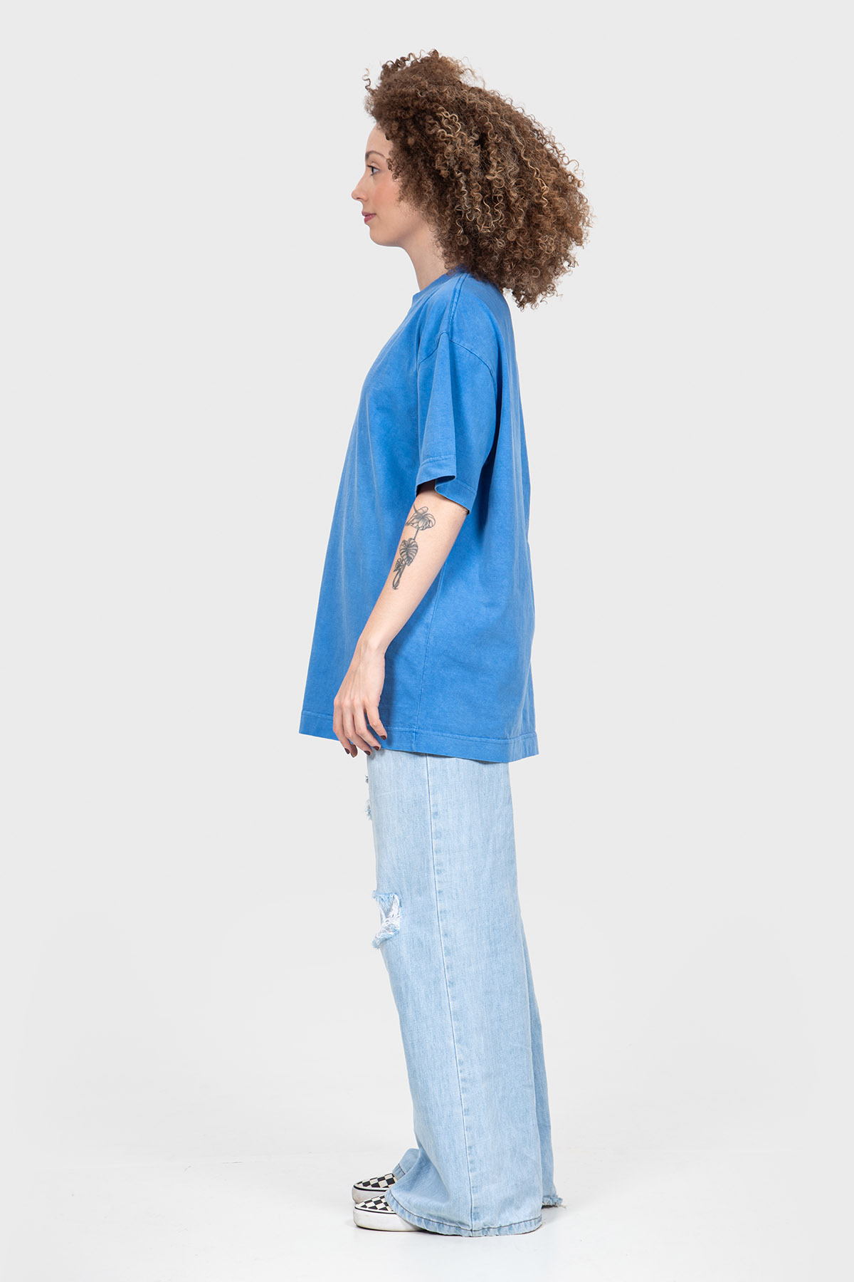 Oversized Burn Azul Estonado – 220g de presença, caimento largo, fio 20.1 e textura estonada.