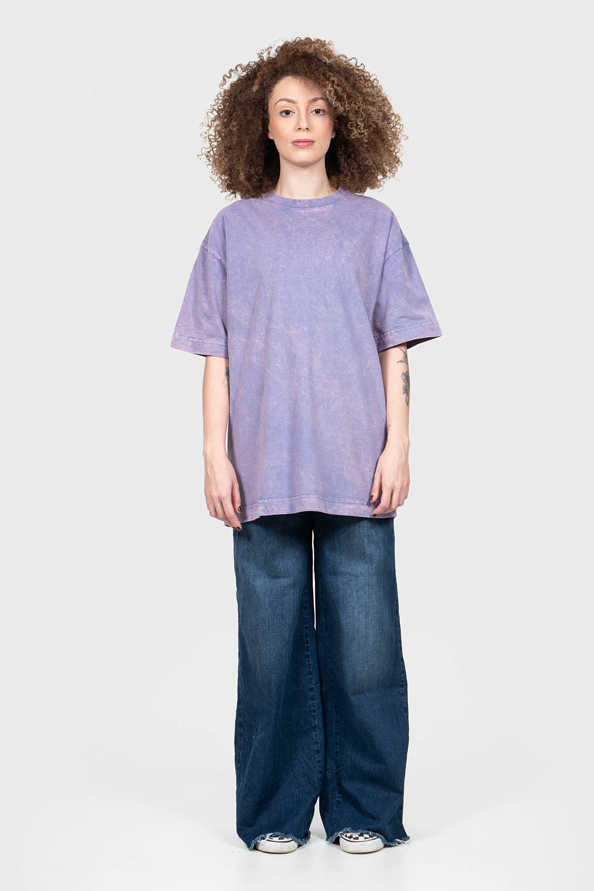 Oversized Burn Lilás Marmorizada – 220g de presença, caimento largo, fio 20.1 e textura estonada.